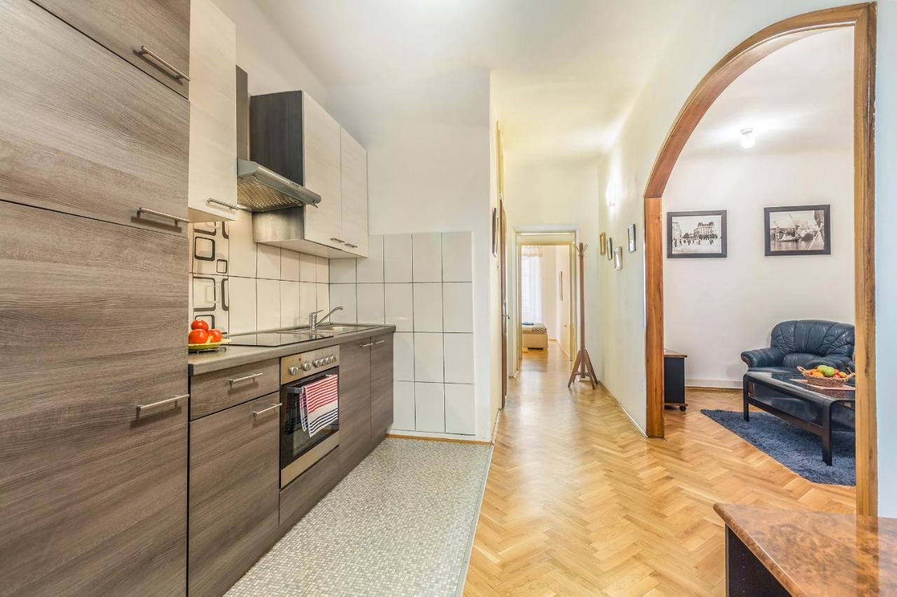 Apartment Juna Rijeka Buitenkant foto