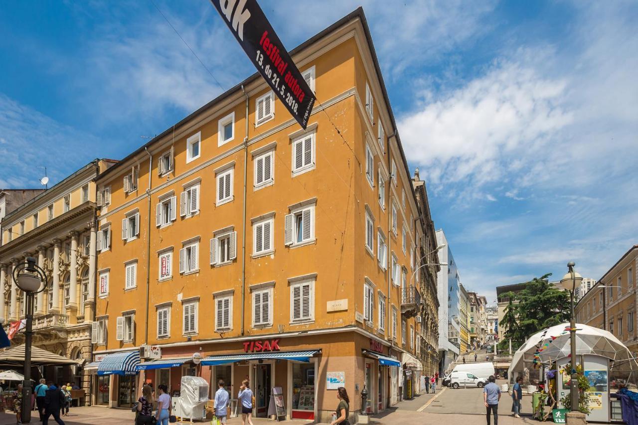 Apartment Juna Rijeka Buitenkant foto